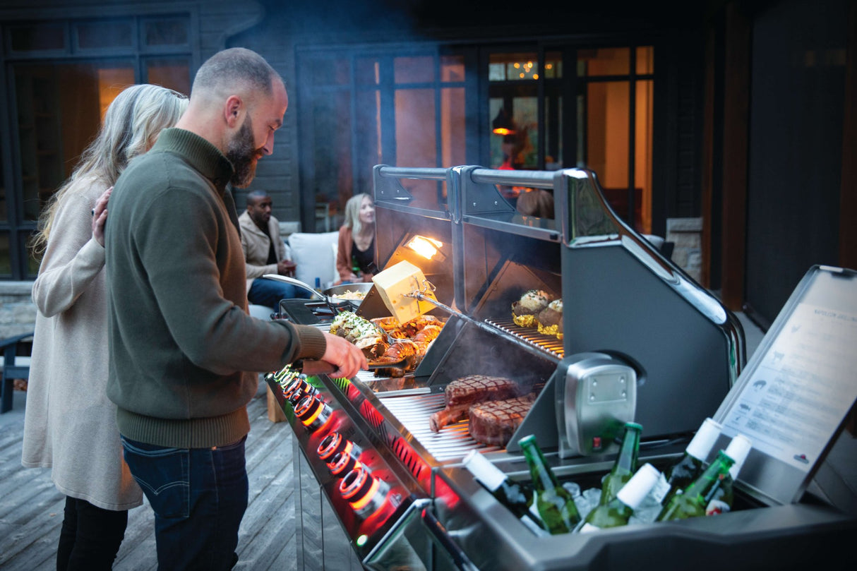 Napoleon Prestige PRO 825 au gaz naturel avec brûleur latéral double à contrôle indépendant, et brûleurs de cuve et arrière infrarouges - BBQ Québec