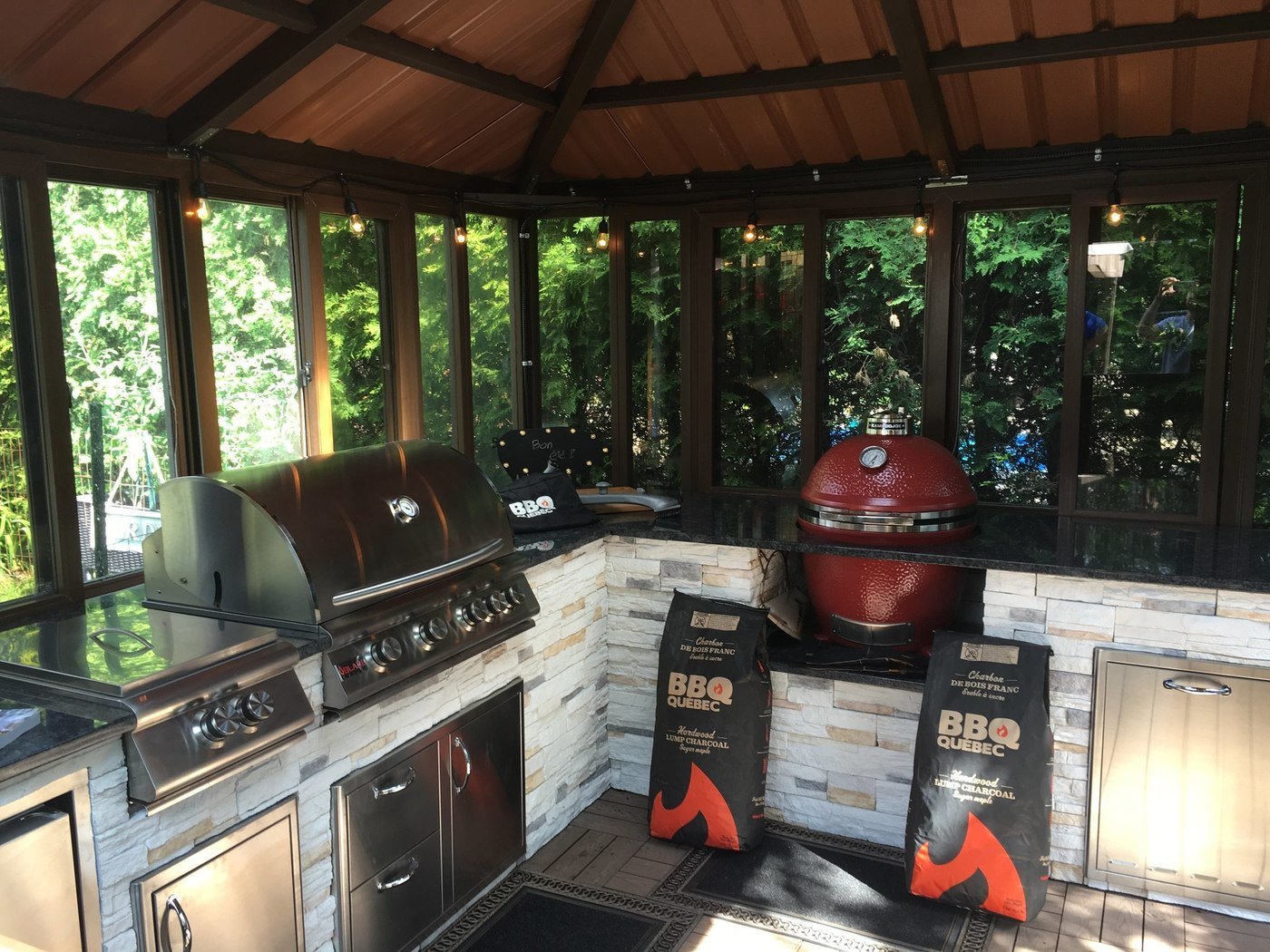 5 raisons pour lesquelles un fumoir changera votre vie - BBQ Québec