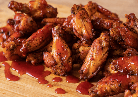 Ailes de poulet du tonnerre et les meilleures sauces piquantes pour les accompagner - BBQ Québec