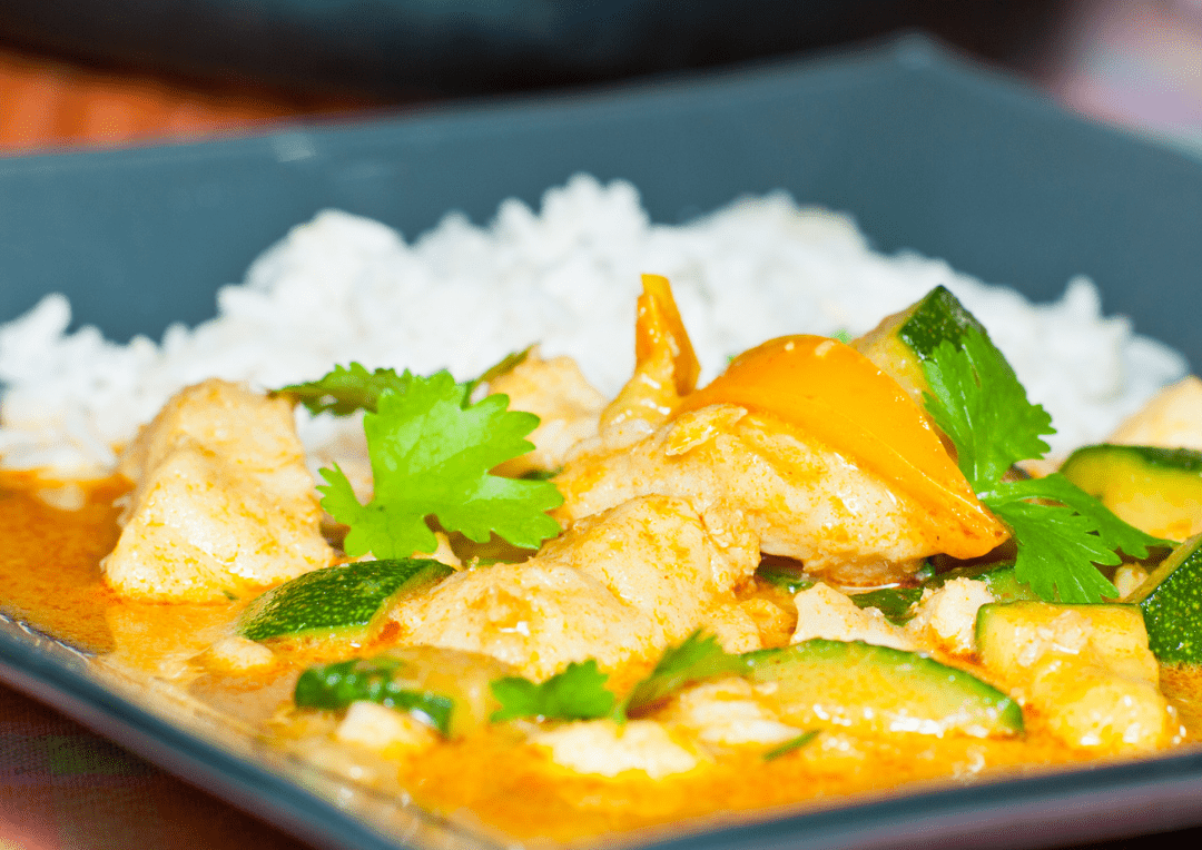 Cari de poisson au lait de coco à l’indienne sur planche de sel - BBQ Québec