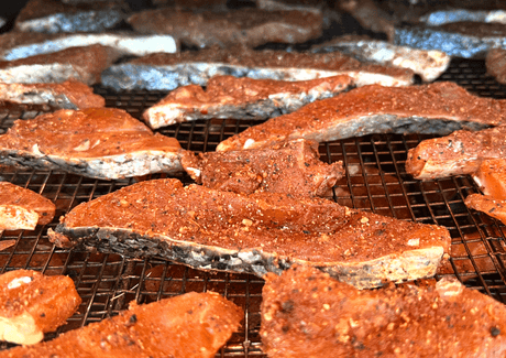 « Jerky » de saumon fumé à froid - BBQ Québec