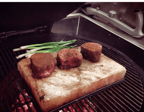 La fameuse planche de sel rose de l’Himalaya - BBQ Québec