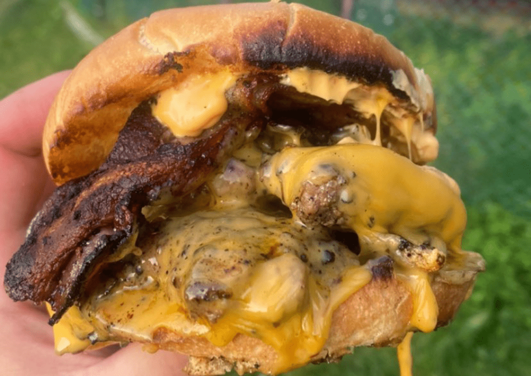 LE burger Légendaire - BBQ Québec