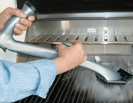 L’indispensable brosse Grill Daddy Pro - BBQ Québec