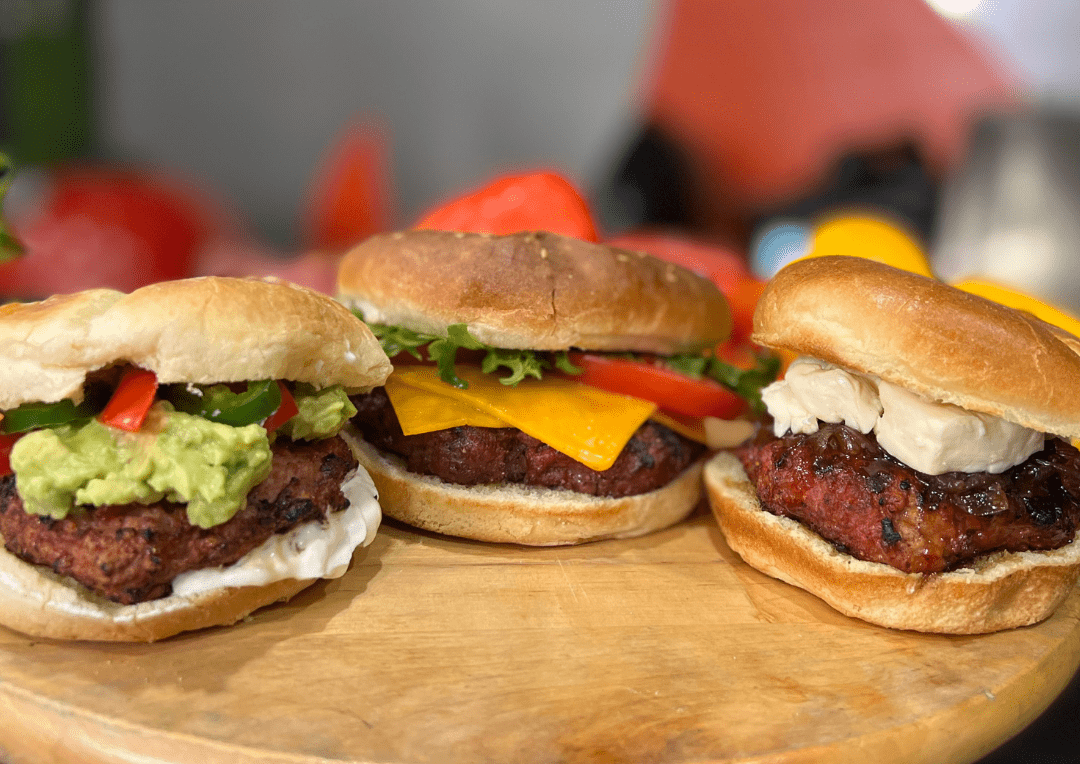 Quatre burgers éclatés et décadents - BBQ Québec