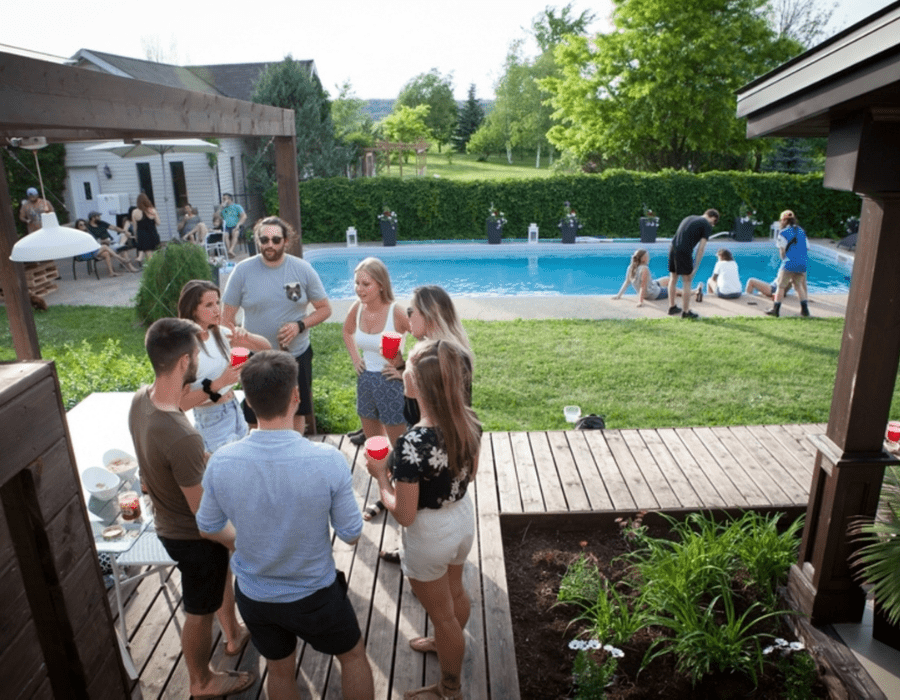 Tout est plus festif autour d’un BBQ - BBQ Québec