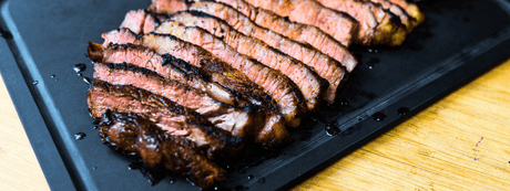 Une planche qui sert à plus que découper des aliments - BBQ Québec