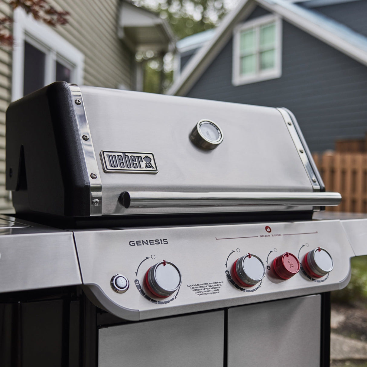 1500594 - GENESIS SP - S - 335 LP BLK US/CA - BBQ Québec