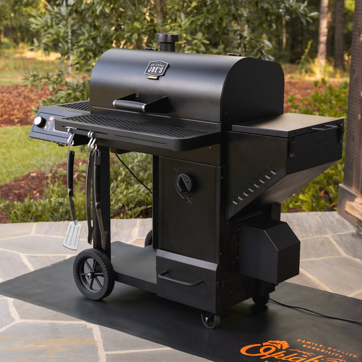 25205102 - Oklahoma Joe - TAHOMA 900 - BBQ Québec