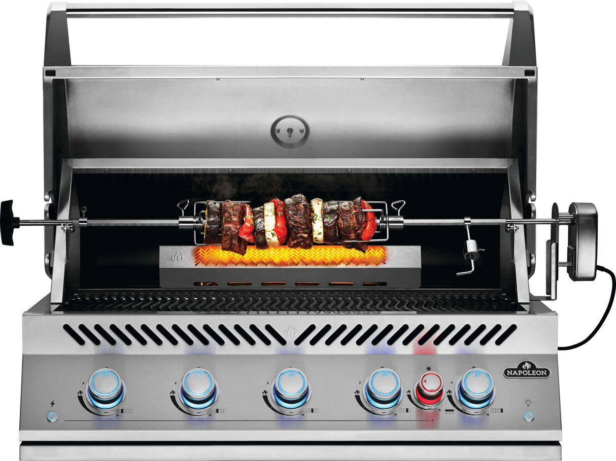 Napoleon Gril encastré de 38 po de série 700 avec brûleur arrière infrarouge, en acier inoxydable, au propane (Nouvelle Génération) - BIG38RBPSS - 1 - BBQ Québec